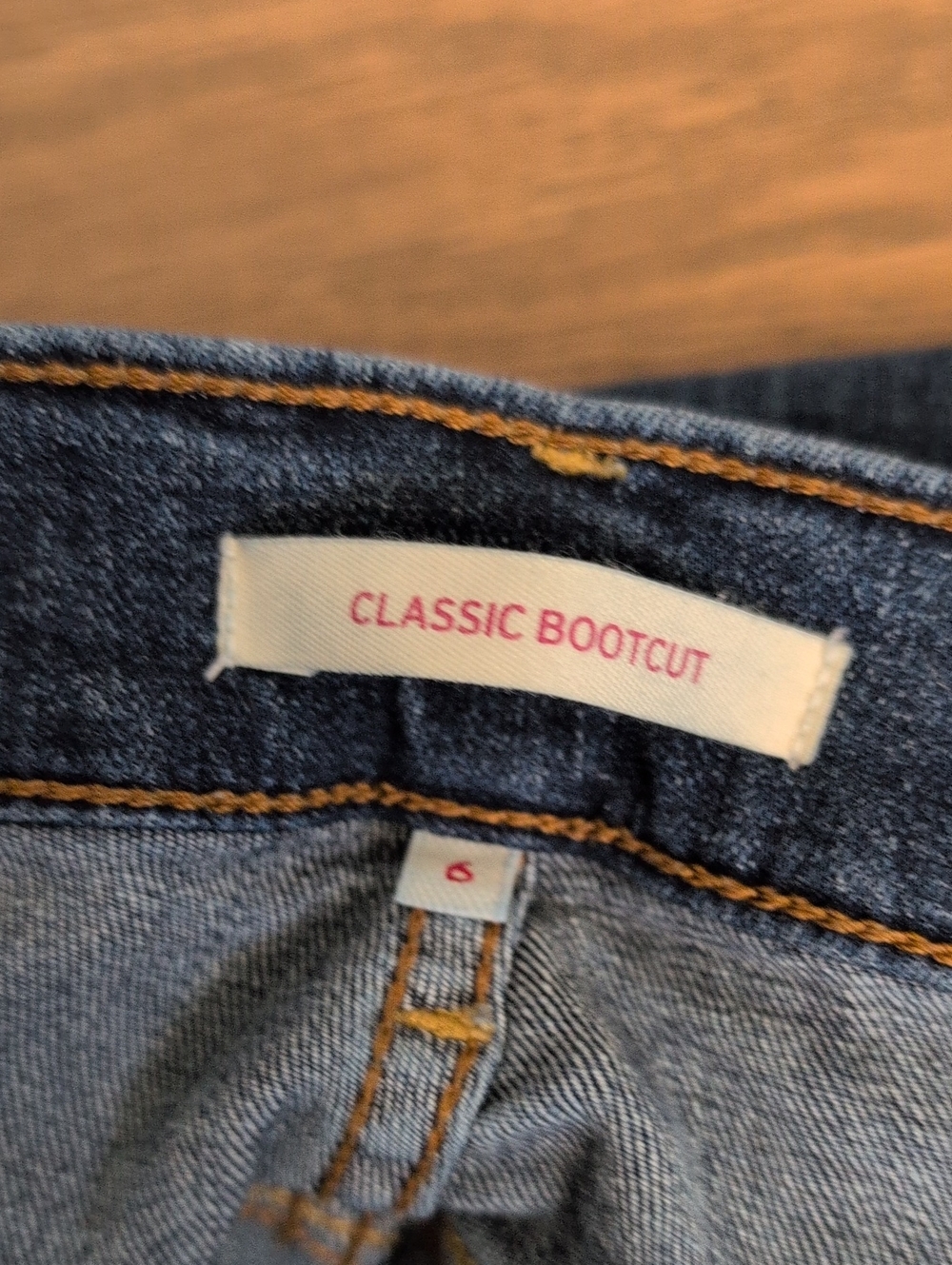 Levi's Classic Bootcut Jeans Size 6 - Picture 6 of 9